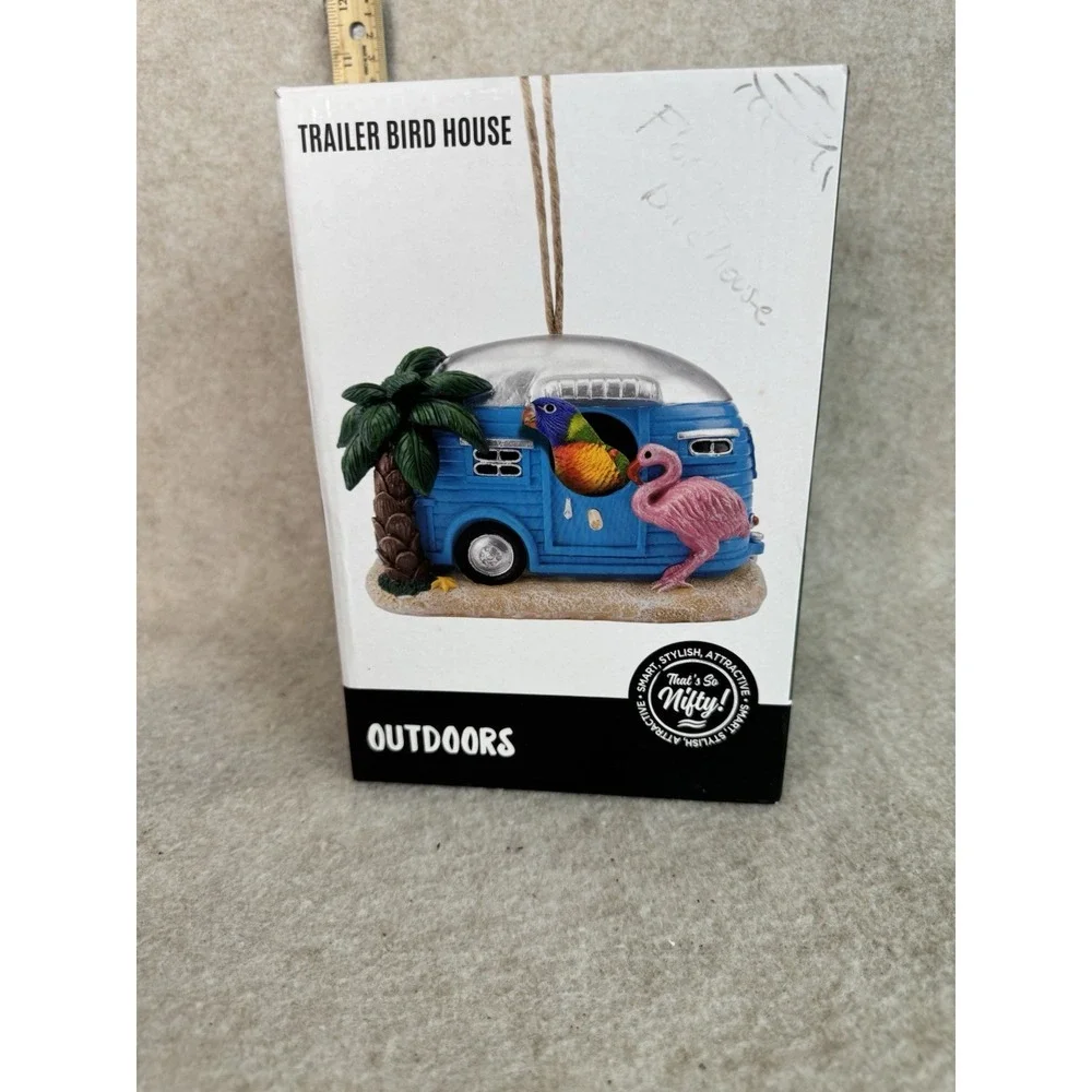 Nifty Outdoors Resin Bird House Travel Trailer W/Flamingo & Palm Tree